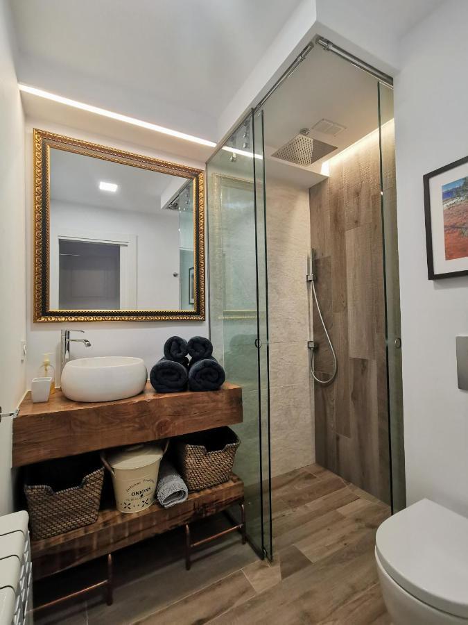Oroel Apartment Jaca Exterior foto